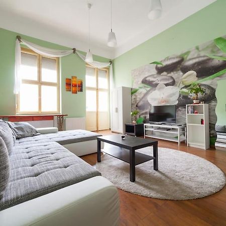 Main Street Apartment / Heart Of Bp Budapest Eksteriør bilde